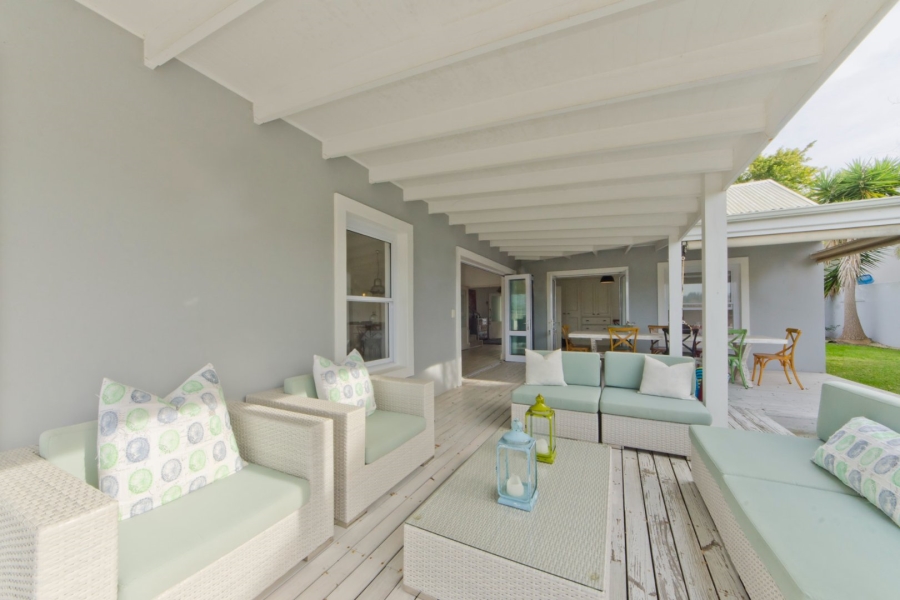 5 Bedroom Property for Sale in Thesen Islands Western Cape